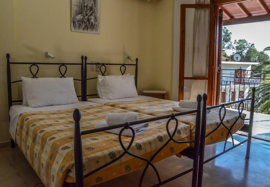 Green Park Platanias  Rom bilde